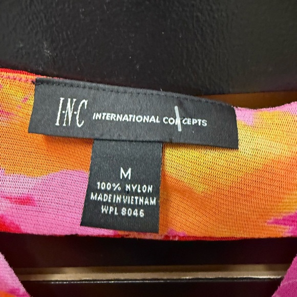 INC International Concepts floral sleeveless top M - Picture 2 of 3